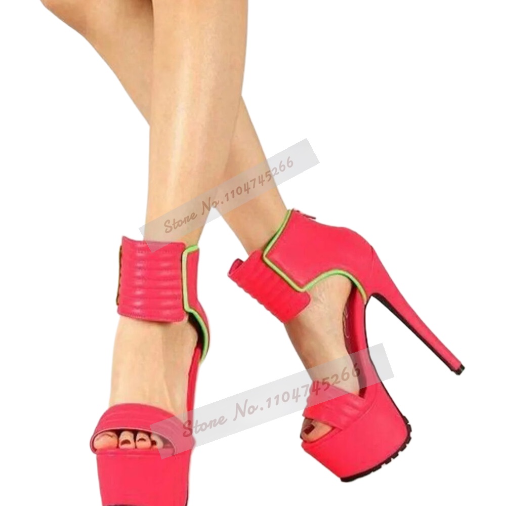 Rose Red Matte Leather Striped - Wide Fit Heels recension och pris