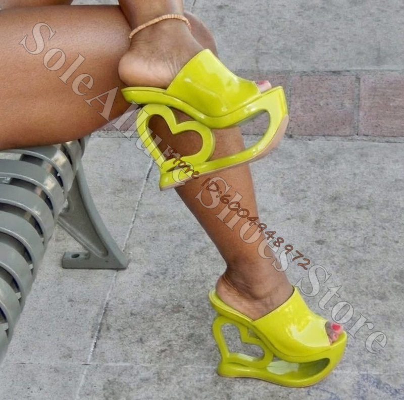 Patent Leather Heart Hollow Sc - Women Shoes Mules recension och pris