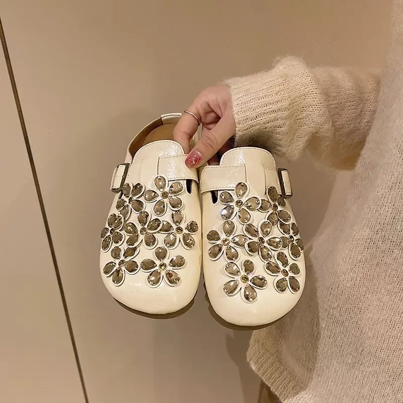 Women's Floral Rhinestone Buck - Women Shoes Mules recension och pris